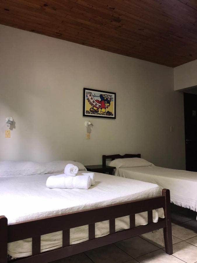 Hotel Mola Puerto Iguazu Bagian luar foto