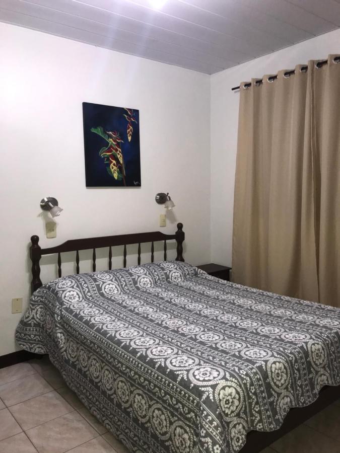Hotel Mola Puerto Iguazu Bagian luar foto