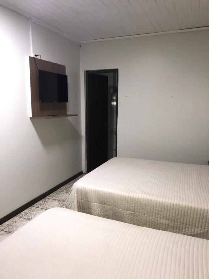 Hotel Mola Puerto Iguazu Bagian luar foto